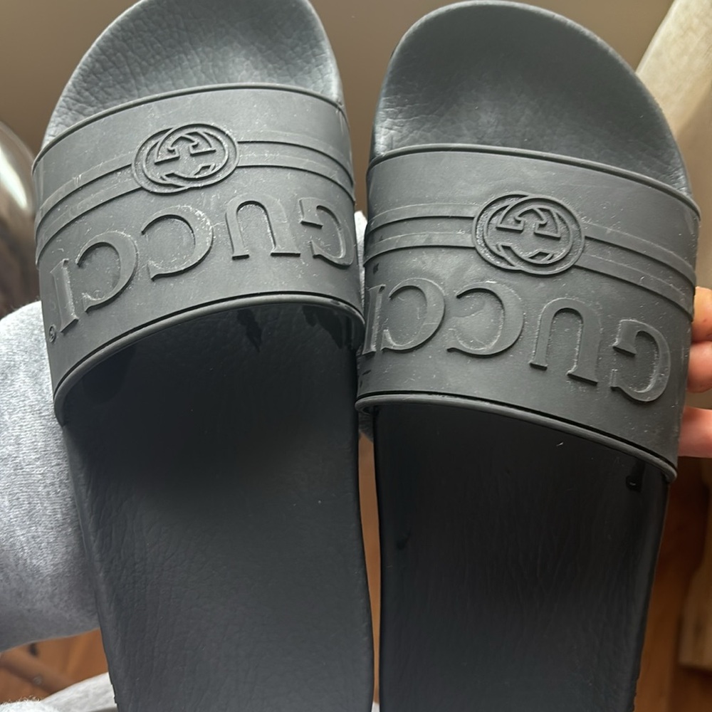 Black Gucci Slides - Picture 3 of 3